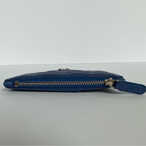 Chanel Iridescent Caviar Quilted Flap Zip Card Holder Blue - Picture 12 of 12